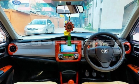 কেনা ব্যবহৃত Toyota Axio Bronze গাড়ী মধ্যে ঢাকা মধ্যে Dhaka কেনা ব্যবহৃত Toyota Axio Bronze গাড়ী মধ্যে ঢাকা মধ্যে Dhaka