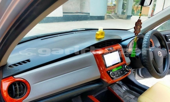 কেনা ব্যবহৃত Toyota Axio Bronze গাড়ী মধ্যে ঢাকা মধ্যে Dhaka কেনা ব্যবহৃত Toyota Axio Bronze গাড়ী মধ্যে ঢাকা মধ্যে Dhaka