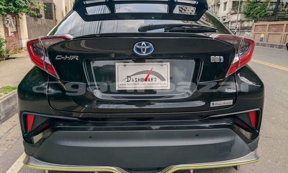 Buy Import 2017 Toyota CH-R in Dhaka, Dhaka Buy Import 2017 Toyota CH-R in Dhaka, Dhaka