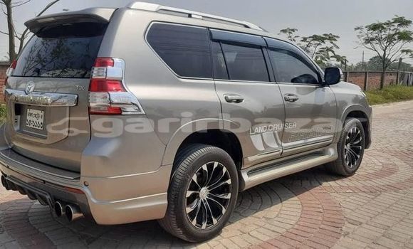 Buy Used 2005 Toyota Land Cruiser Prado in Dhaka, Dhaka Buy Used 2005 Toyota Land Cruiser Prado in Dhaka, Dhaka