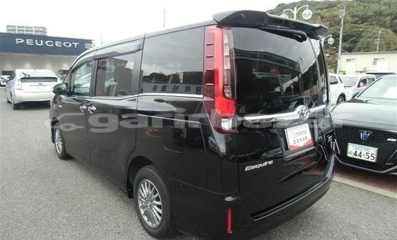 কেনা আমদানি Toyota Esquire Black গাড়ী মধ্যে ঢাকা মধ্যে Dhaka কেনা আমদানি Toyota Esquire Black গাড়ী মধ্যে ঢাকা মধ্যে Dhaka