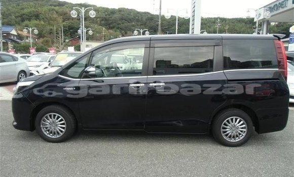 কেনা আমদানি Toyota Esquire Black গাড়ী মধ্যে ঢাকা মধ্যে Dhaka কেনা আমদানি Toyota Esquire Black গাড়ী মধ্যে ঢাকা মধ্যে Dhaka