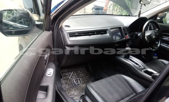 Buy Used 2016 Honda Vezel in Dhaka, Dhaka Buy Used 2016 Honda Vezel in Dhaka, Dhaka