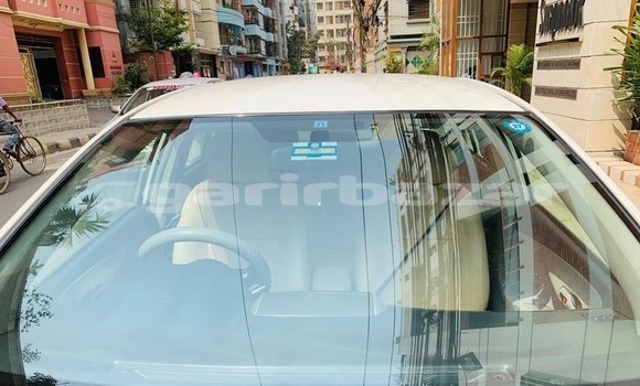 Buy Used 2011 Toyota Axio in Dhaka, Dhaka Buy Used 2011 Toyota Axio in Dhaka, Dhaka