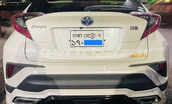 Buy Used 2017 Toyota CH-R in Dhaka, Dhaka Buy Used 2017 Toyota CH-R in Dhaka, Dhaka