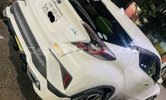 Buy Used 2017 Toyota CH-R in Dhaka, Dhaka Buy Used 2017 Toyota CH-R in Dhaka, Dhaka
