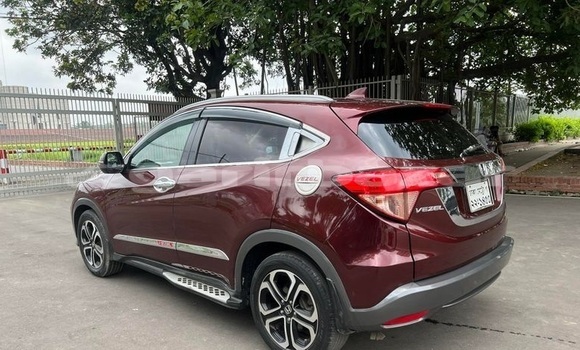 Buy Used 2015 Honda Vezel in Dhaka, Dhaka Buy Used 2015 Honda Vezel in Dhaka, Dhaka