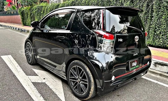 Buy Used 2010 Toyota iQ in Dhaka, Dhaka Buy Used 2010 Toyota iQ in Dhaka, Dhaka