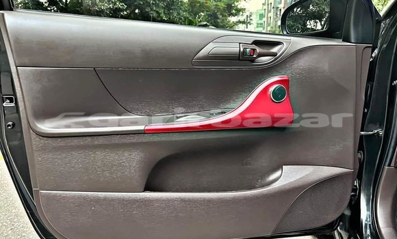 Buy Used 2010 Toyota iQ in Dhaka, Dhaka Buy Used 2010 Toyota iQ in Dhaka, Dhaka