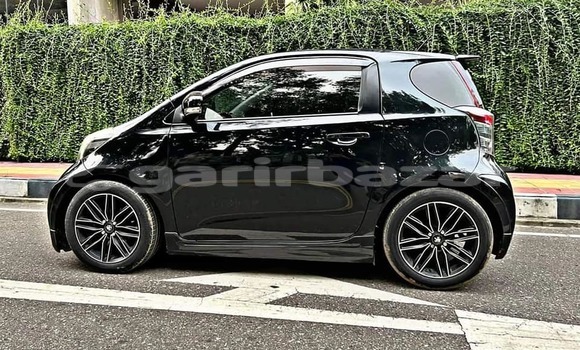 Buy Used 2010 Toyota iQ in Dhaka, Dhaka Buy Used 2010 Toyota iQ in Dhaka, Dhaka