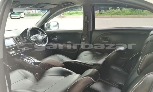 Buy Used 2016 Honda Vezel in Dhaka, Dhaka Buy Used 2016 Honda Vezel in Dhaka, Dhaka