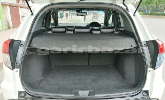 Buy Used 2016 Honda Vezel in Dhaka, Dhaka Buy Used 2016 Honda Vezel in Dhaka, Dhaka