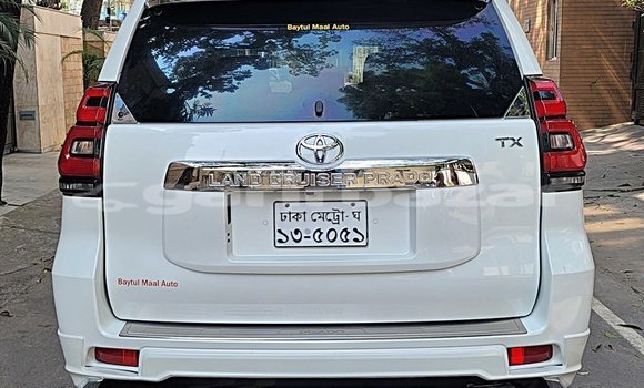কেনা ব্যবহৃত Toyota Land Cruiser Prado White গাড়ী মধ্যে ঢাকা মধ্যে Dhaka কেনা ব্যবহৃত Toyota Land Cruiser Prado White গাড়ী মধ্যে ঢাকা মধ্যে Dhaka