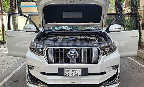 কেনা ব্যবহৃত Toyota Land Cruiser Prado White গাড়ী মধ্যে ঢাকা মধ্যে Dhaka কেনা ব্যবহৃত Toyota Land Cruiser Prado White গাড়ী মধ্যে ঢাকা মধ্যে Dhaka