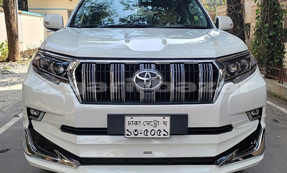 কেনা ব্যবহৃত Toyota Land Cruiser Prado White গাড়ী মধ্যে ঢাকা মধ্যে Dhaka কেনা ব্যবহৃত Toyota Land Cruiser Prado White গাড়ী মধ্যে ঢাকা মধ্যে Dhaka