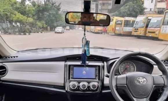 কেনা ব্যবহৃত Toyota Axio White গাড়ী মধ্যে ঢাকা মধ্যে Dhaka কেনা ব্যবহৃত Toyota Axio White গাড়ী মধ্যে ঢাকা মধ্যে Dhaka