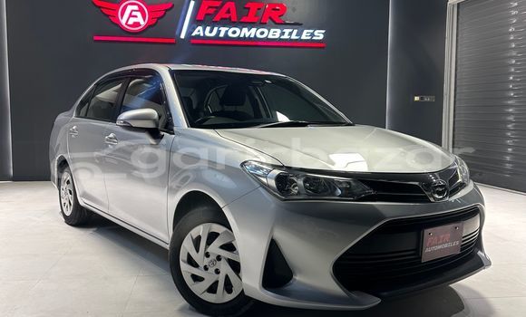 কেনা আমদানি Toyota Axio ex push non hybrid 2019 Silver গাড়ী মধ্যে ঢাকা মধ্যে Dhaka