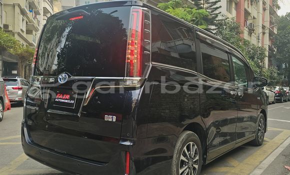 Buy Import 2019 Toyota Esquire gi premium black 2019 in Dhaka, Dhaka Buy Import 2019 Toyota Esquire gi premium black 2019 in Dhaka, Dhaka