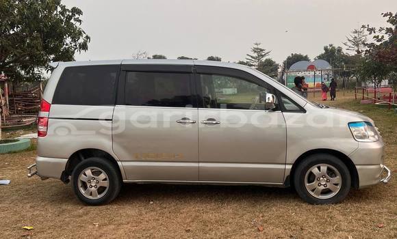 Buy Used 2003 Toyota Noah 2003 in Rajshahi, Rajshahi