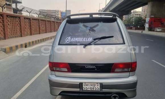 Buy Used 2016 Toyota Estima in Dhaka, Dhaka Buy Used 2016 Toyota Estima in Dhaka, Dhaka