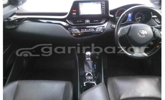 কেনা আমদানি Toyota CHR Pearl গাড়ী মধ্যে ঢাকা মধ্যে Dhaka কেনা আমদানি Toyota CHR Pearl গাড়ী মধ্যে ঢাকা মধ্যে Dhaka