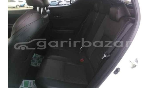 কেনা আমদানি Toyota CHR Pearl গাড়ী মধ্যে ঢাকা মধ্যে Dhaka কেনা আমদানি Toyota CHR Pearl গাড়ী মধ্যে ঢাকা মধ্যে Dhaka