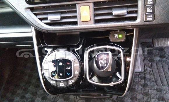 কেনা আমদানি Toyota Esquire xi non hybrid 2020 Black গাড়ী মধ্যে ঢাকা মধ্যে Dhaka কেনা আমদানি Toyota Esquire xi non hybrid 2020 Black গাড়ী মধ্যে ঢাকা মধ্যে Dhaka