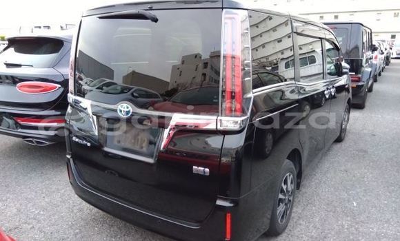 কেনা আমদানি Toyota Esquire xi non hybrid 2020 Black গাড়ী মধ্যে ঢাকা মধ্যে Dhaka কেনা আমদানি Toyota Esquire xi non hybrid 2020 Black গাড়ী মধ্যে ঢাকা মধ্যে Dhaka