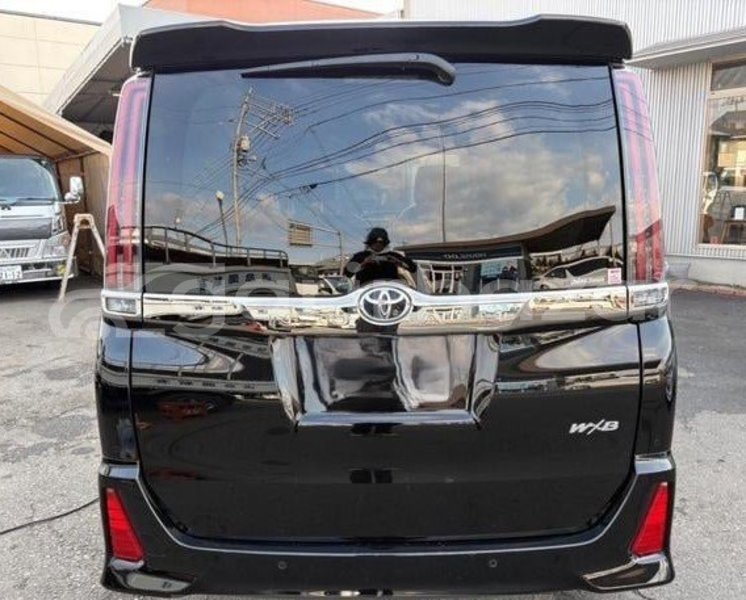 Big with watermark toyota noah dhaka dhaka 46537