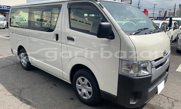 Buy Used 2019 Toyota Hiace in Dhaka, Dhaka Buy Used 2019 Toyota Hiace in Dhaka, Dhaka
