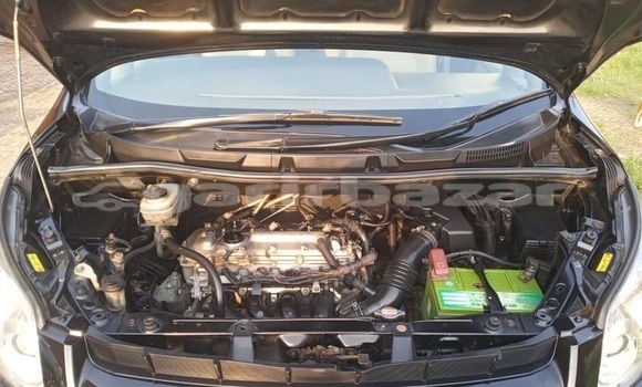 Buy Used 2009 Toyota Noah in Dhaka, Dhaka Buy Used 2009 Toyota Noah in Dhaka, Dhaka