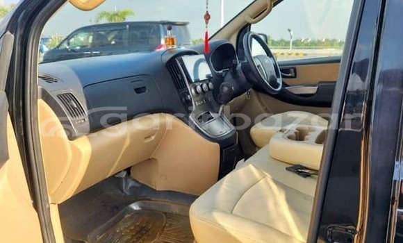 Buy Used 2020 Hyundai h1 in Dhaka, Dhaka Buy Used 2020 Hyundai h1 in Dhaka, Dhaka