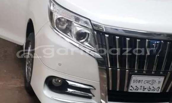 Buy Used 2019 Toyota Esquire in Dhaka, Dhaka Buy Used 2019 Toyota Esquire in Dhaka, Dhaka