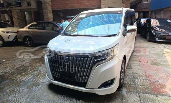 কেনা ব্যবহৃত Toyota Esquire White গাড়ী মধ্যে ঢাকা মধ্যে Dhaka কেনা ব্যবহৃত Toyota Esquire White গাড়ী মধ্যে ঢাকা মধ্যে Dhaka