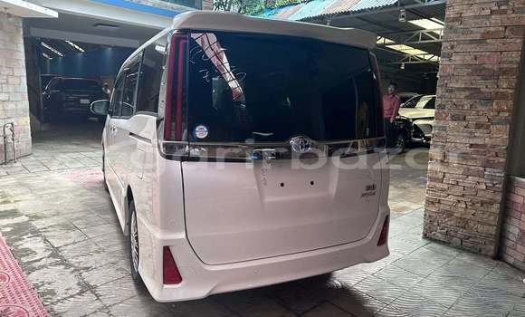 কেনা ব্যবহৃত Toyota Noah White গাড়ী মধ্যে ঢাকা মধ্যে Dhaka কেনা ব্যবহৃত Toyota Noah White গাড়ী মধ্যে ঢাকা মধ্যে Dhaka
