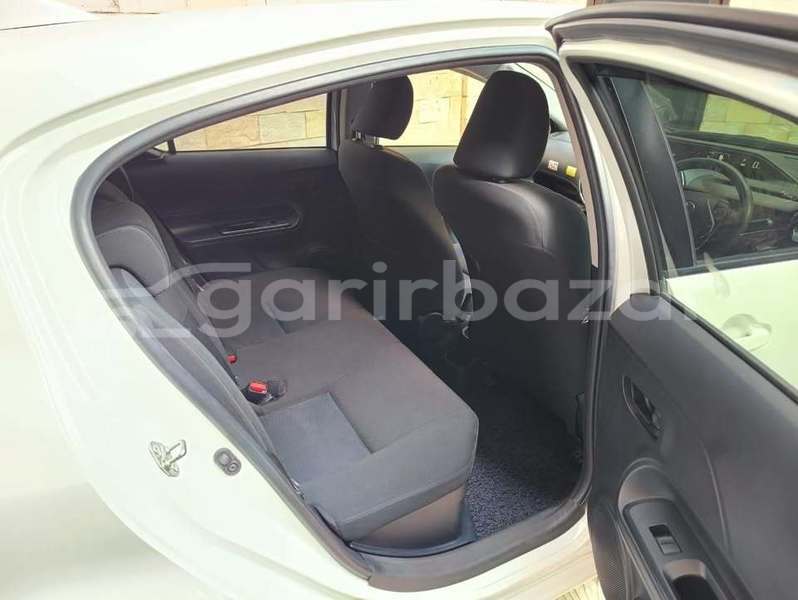 Big with watermark toyota aqua dhaka dhaka 46570