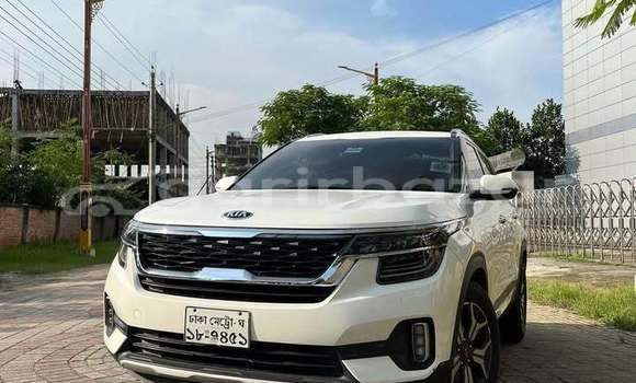 কেনা ব্যবহৃত Mercedes-Benz seltos White গাড়ী মধ্যে ঢাকা মধ্যে Dhaka কেনা ব্যবহৃত Mercedes-Benz seltos White গাড়ী মধ্যে ঢাকা মধ্যে Dhaka
