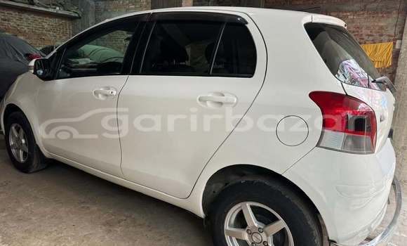 Buy Used 2009 Toyota Vitz in Dhaka, Dhaka Buy Used 2009 Toyota Vitz in Dhaka, Dhaka