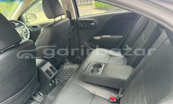 Buy Used 2017 Honda Grace in Dhaka, Dhaka Buy Used 2017 Honda Grace in Dhaka, Dhaka