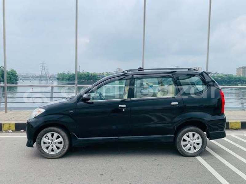 Big with watermark toyota avanza dhaka dhaka 46592