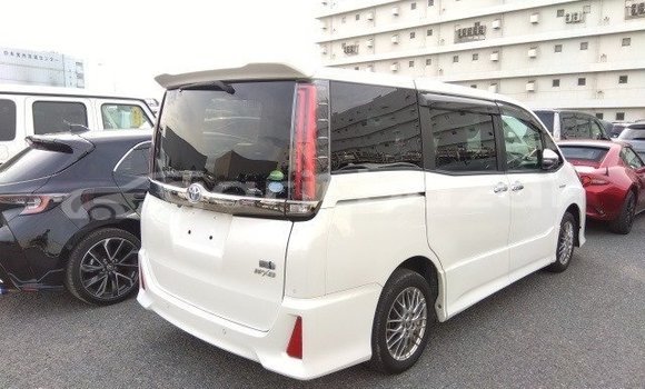 কেনা ব্যবহৃত Toyota Noah White গাড়ী মধ্যে ঢাকা মধ্যে Dhaka কেনা ব্যবহৃত Toyota Noah White গাড়ী মধ্যে ঢাকা মধ্যে Dhaka