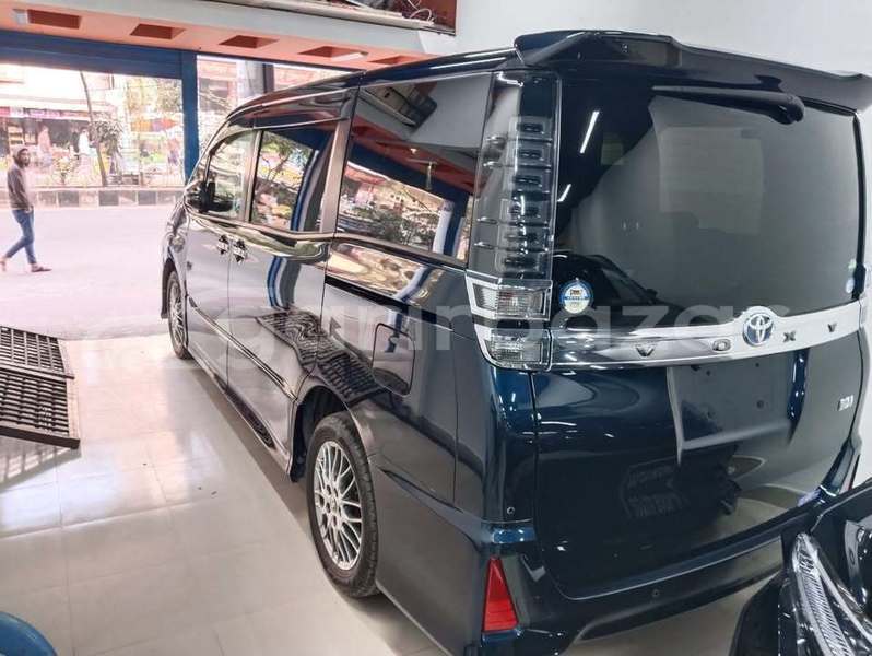 Big with watermark toyota voxy dhaka dhaka 46617