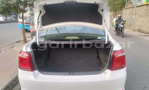 কেনা ব্যবহৃত Toyota axio White গাড়ী মধ্যে ঢাকা মধ্যে Dhaka কেনা ব্যবহৃত Toyota axio White গাড়ী মধ্যে ঢাকা মধ্যে Dhaka