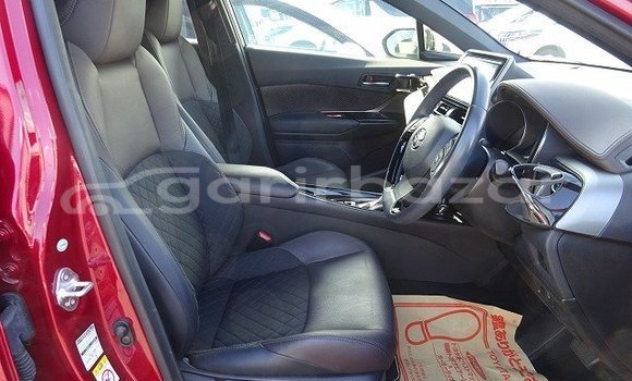 Buy Used 2019 Toyota CHR in Dhaka, Dhaka Buy Used 2019 Toyota CHR in Dhaka, Dhaka