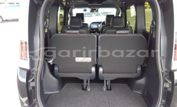 Buy Used 2019 Toyota Esquire in Dhaka, Dhaka Buy Used 2019 Toyota Esquire in Dhaka, Dhaka