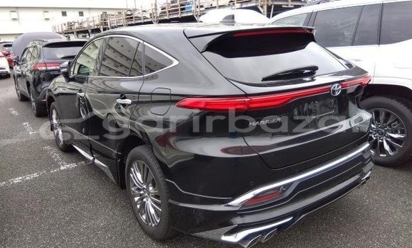 Buy Used 2020 Toyota Harrier in Dhaka, Dhaka Buy Used 2020 Toyota Harrier in Dhaka, Dhaka
