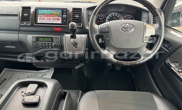 Buy Used 2019 Toyota Hiace in Dhaka, Dhaka Buy Used 2019 Toyota Hiace in Dhaka, Dhaka