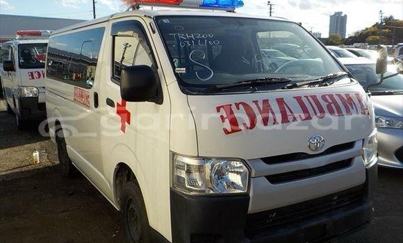 Buy Used 2020 Toyota Hiace in Dhaka, Dhaka Buy Used 2020 Toyota Hiace in Dhaka, Dhaka