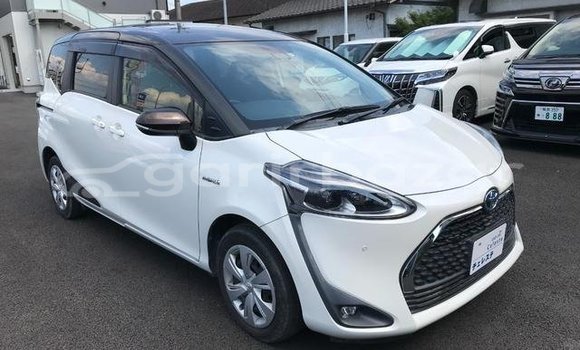 Buy Used 2019 Toyota sienta in Dhaka, Dhaka Buy Used 2019 Toyota sienta in Dhaka, Dhaka