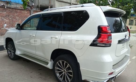Buy Used 2014 Toyota Land Cruiser Prado in Dhaka, Dhaka Buy Used 2014 Toyota Land Cruiser Prado in Dhaka, Dhaka